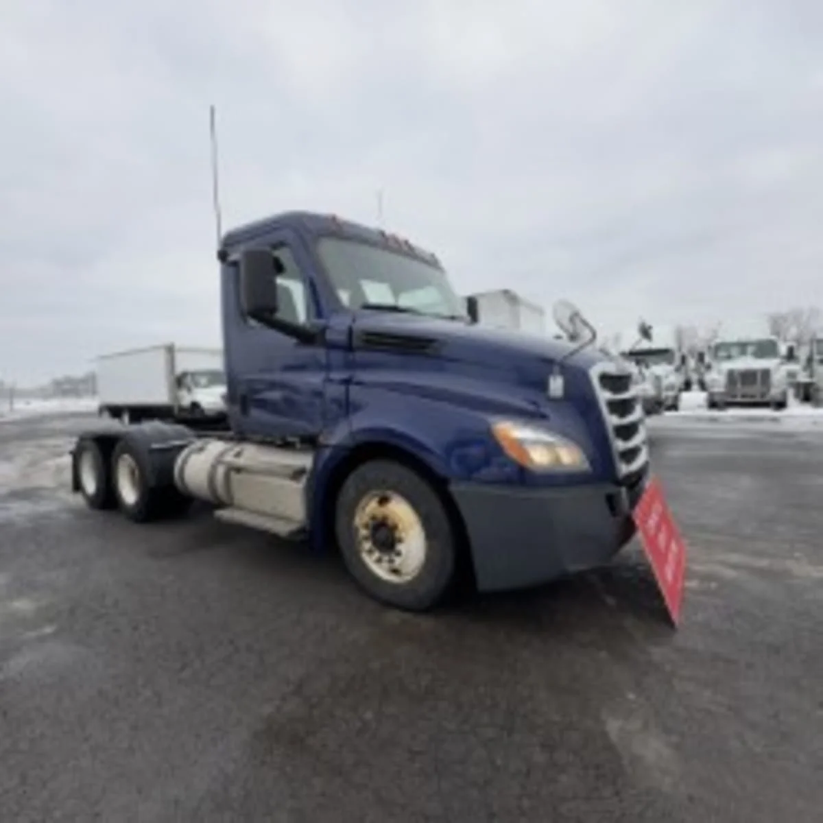 2020 Freightliner Cascadia in Syracuse, NY — photo 3
