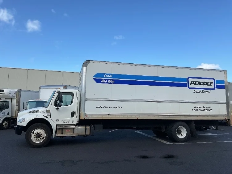 2022 Freightliner eM2 in Torrance, CA — photo 4