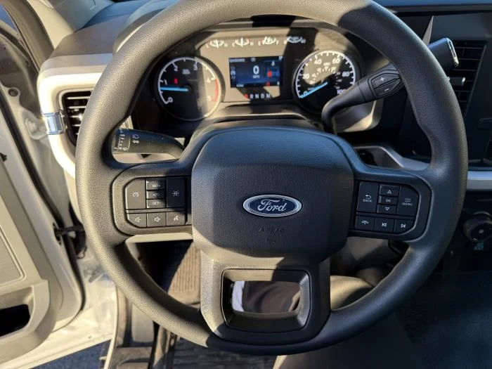 2026 Ford F-550 — photo 21