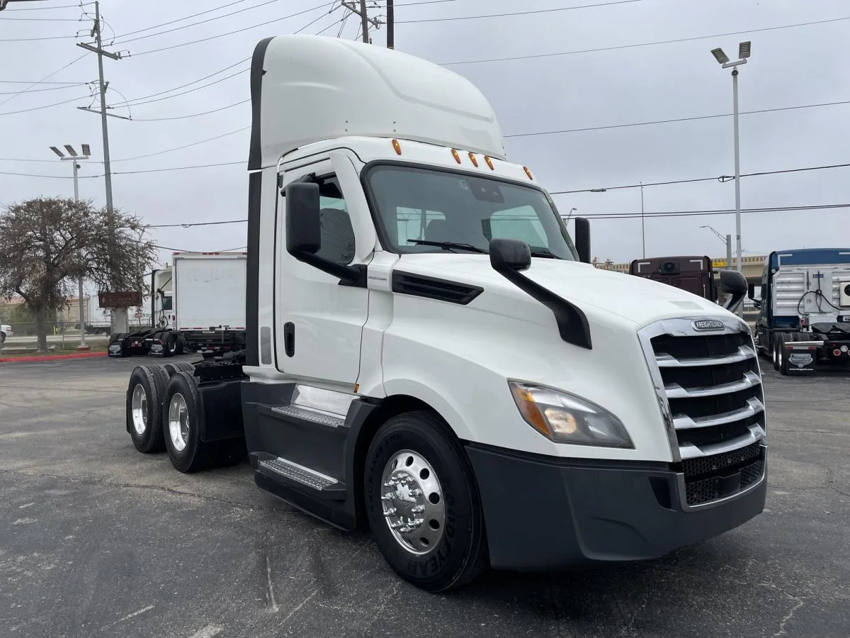 2021 Freightliner Cascadia in El Paso, TX