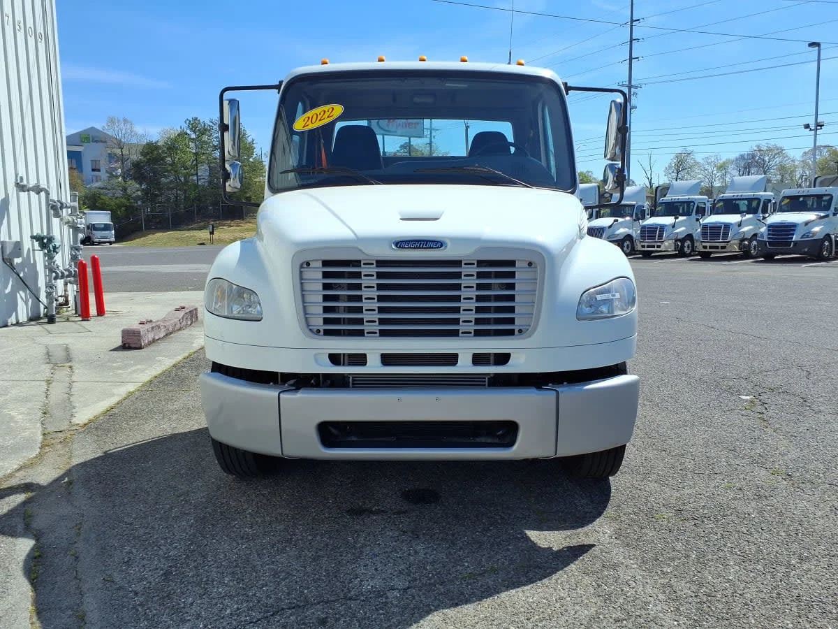 2022 Freightliner M2 106 - image 2