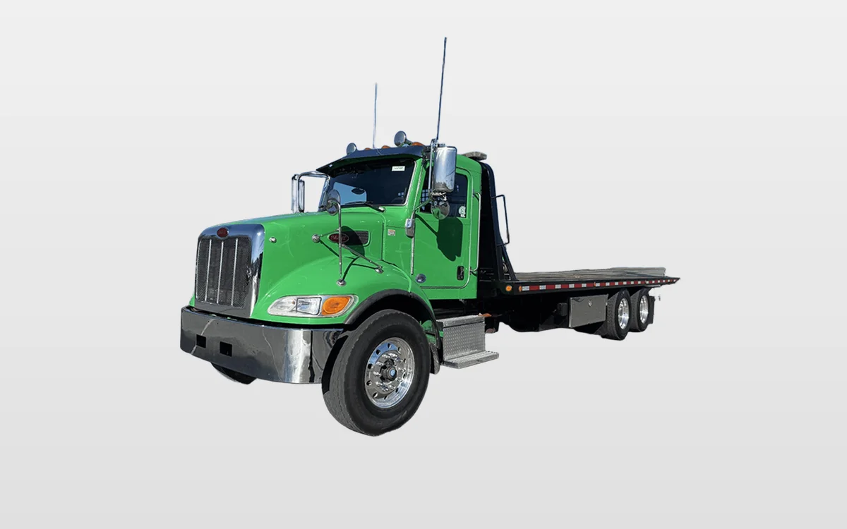 2017 Peterbilt - image 1