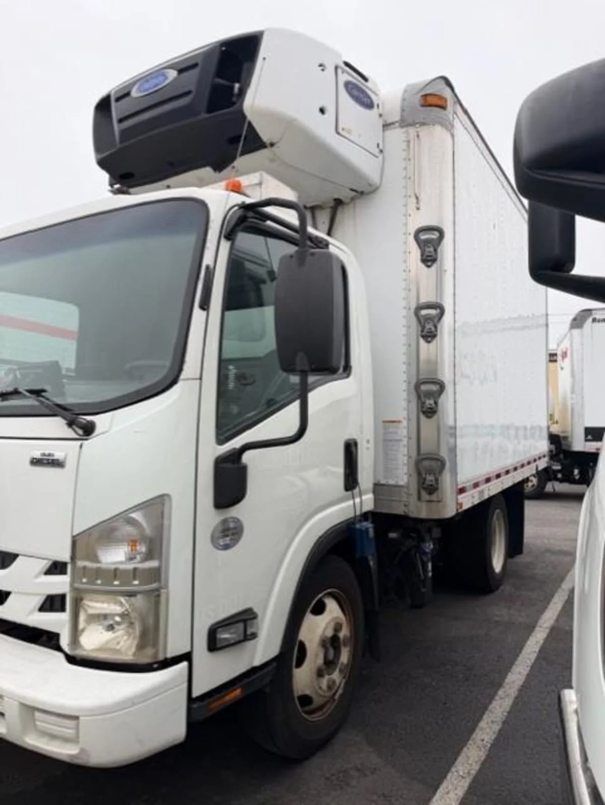 2017 Isuzu NPR - image 9