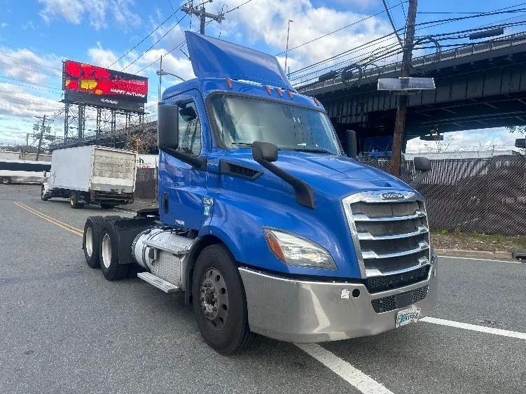 2019 Freightliner Cascadia in North Bergen, NJ