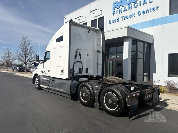 2021 Kenworth T680 - image 6