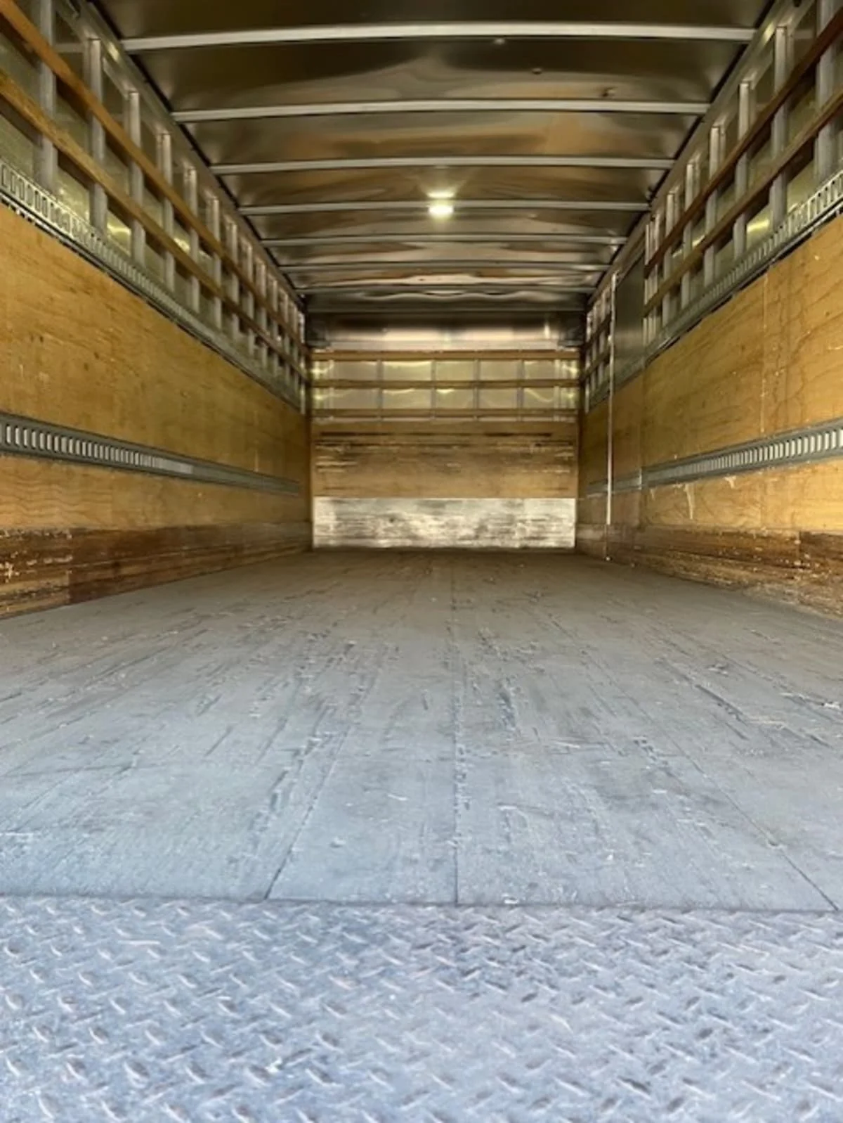 2017 Freightliner M2 106 - image 8