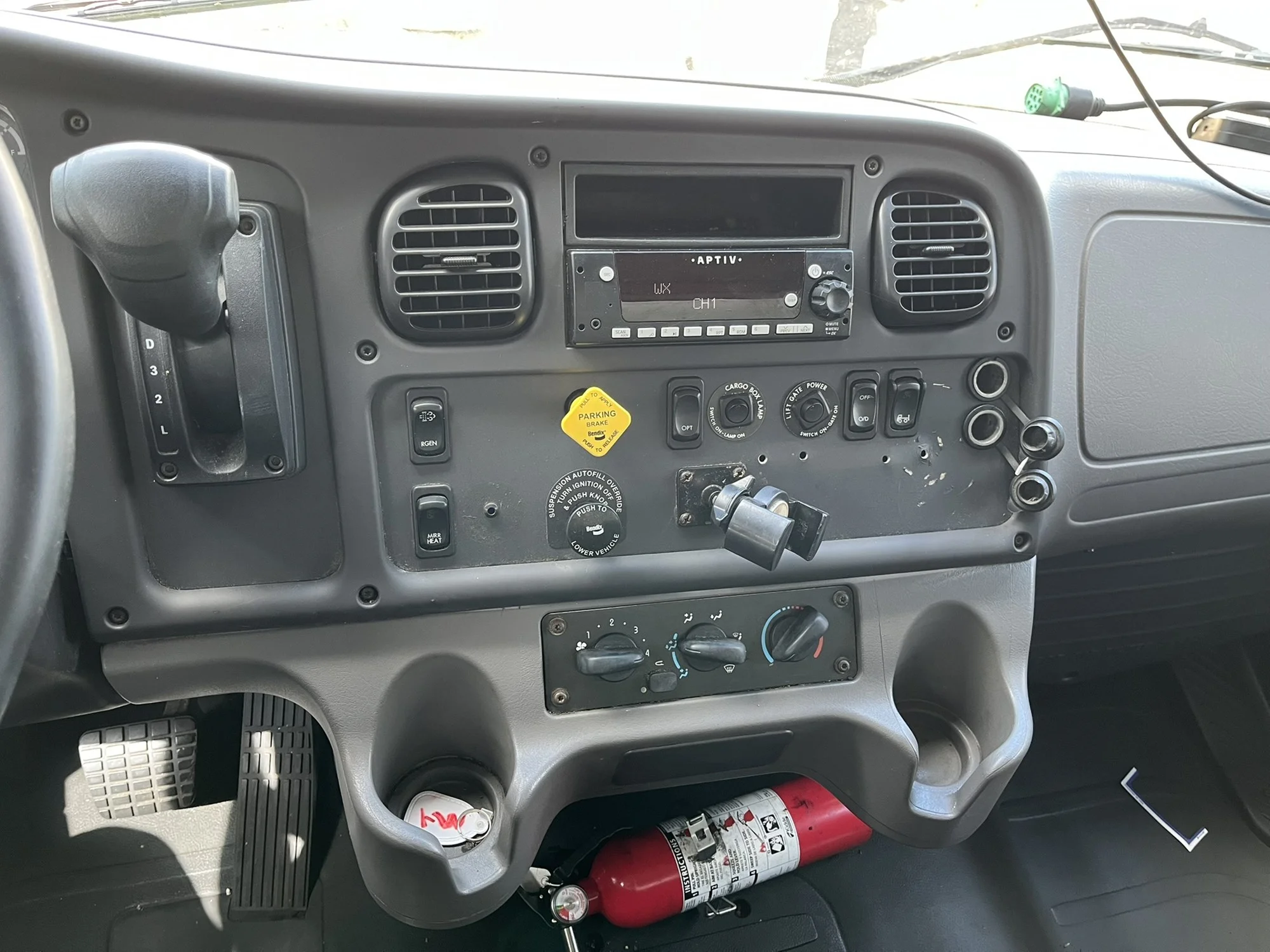 2016 Freightliner eM2 in Pennsauken, NJ — photo 3