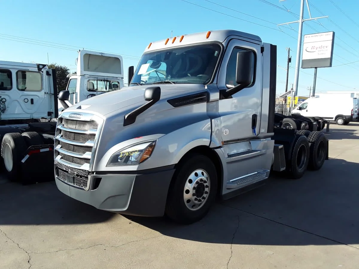 2019 Freightliner Cascadia in Dallas, TX