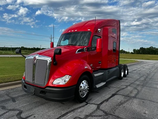 2022 Kenworth T680 in Joplin, MO — photo 8