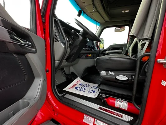 2022 Kenworth T680 in Joplin, MO — photo 19