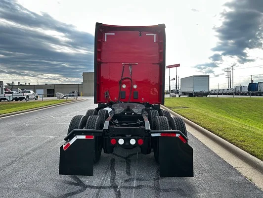 2022 Kenworth T680 in Joplin, MO — photo 10