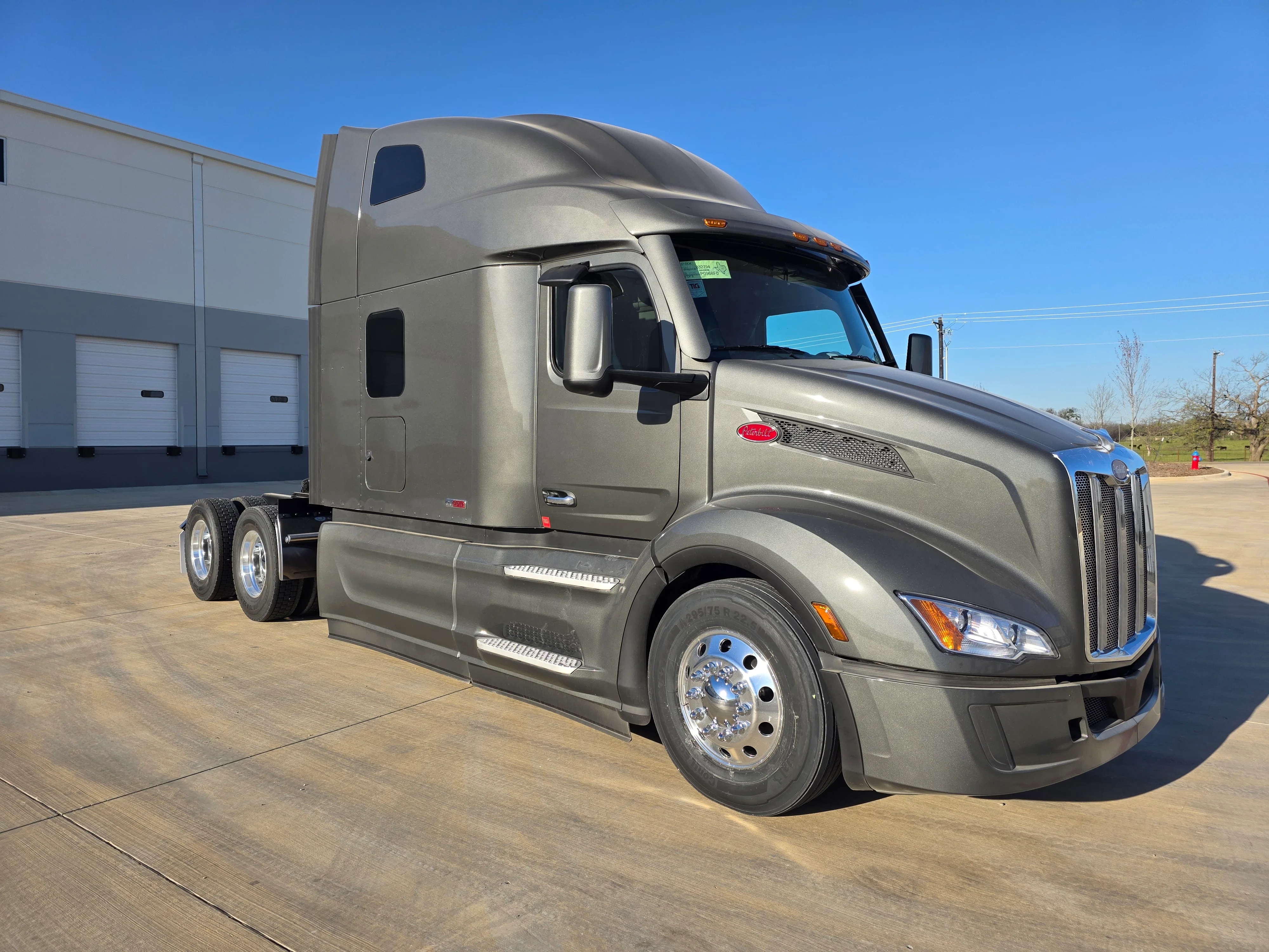 2027 Peterbilt 579 in Dayton, OH — photo 7