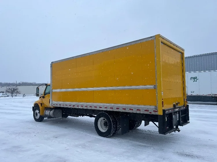 2020 International MV - image 6