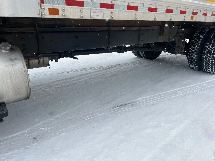 2020 International MV - image 5