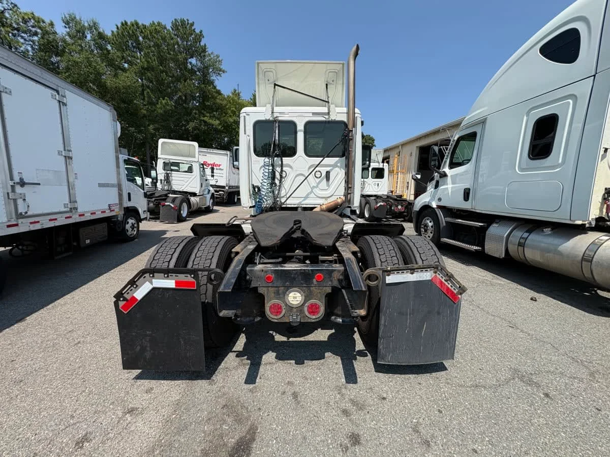 2018 Freightliner Cascadia in Ashland, VA — photo 5