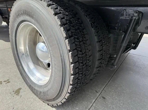 2021 Kenworth T370 - image 8