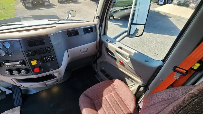 2022 Peterbilt 579 in Jacksonville, FL — photo 20