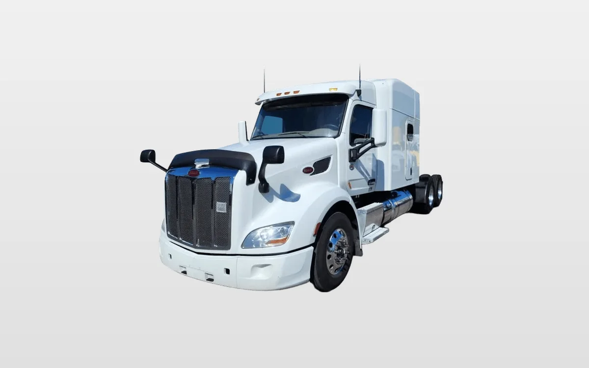2022 Peterbilt 579 - image 1
