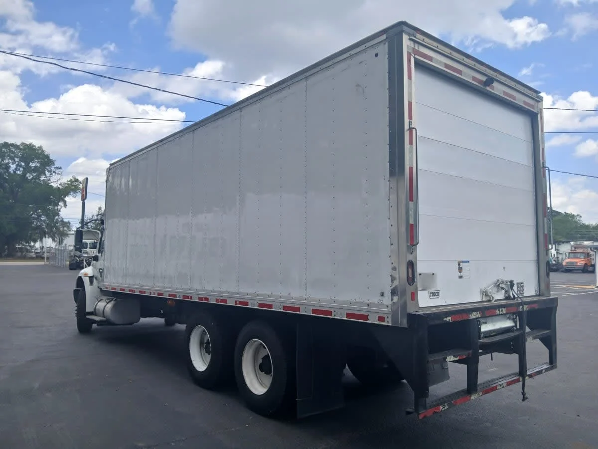 2020 International MV in Jacksonville, FL — photo 6