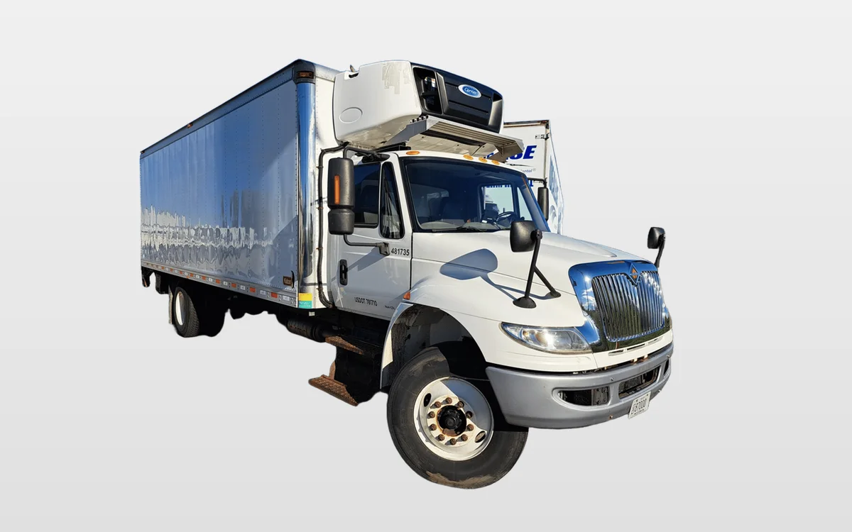 2017 International - image 1