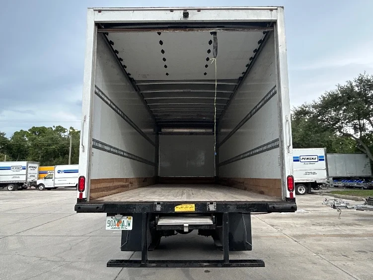 2022 International MV in Tampa, FL — photo 8