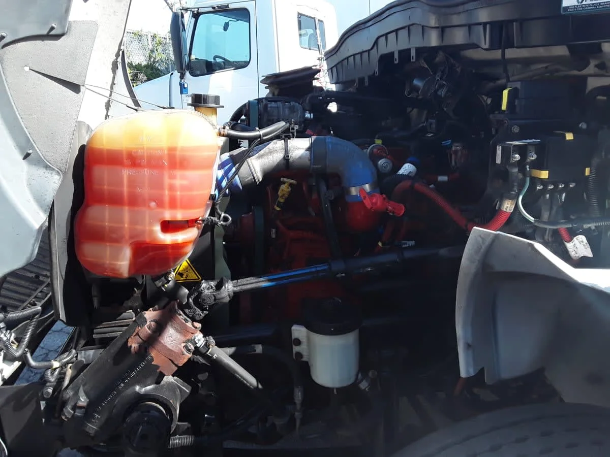 2020 International MV in Fontana, CA — photo 10