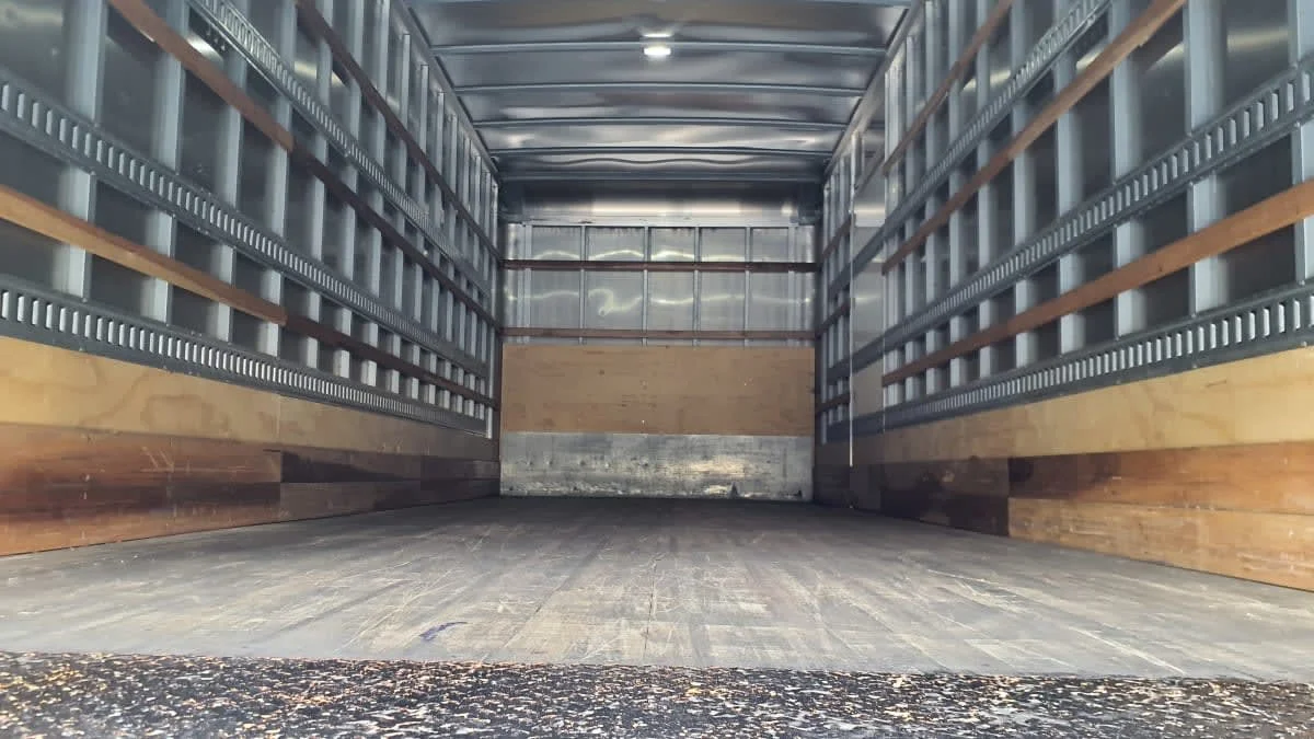 2020 Freightliner M2 106 in Springfield, MA — photo 8