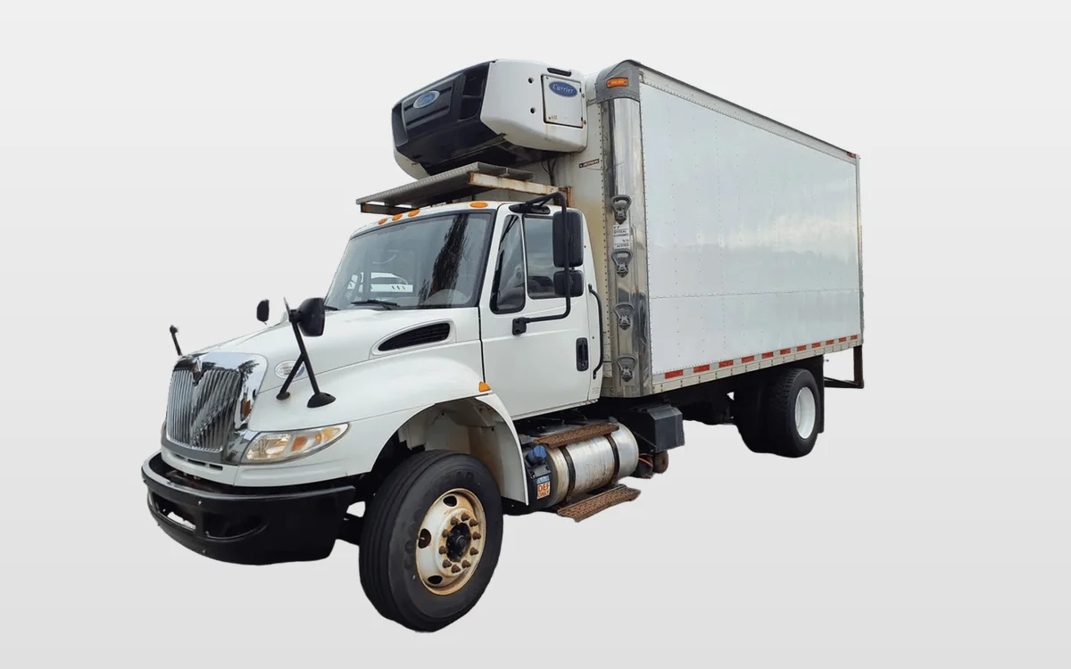 2017 International 4300 - image 1