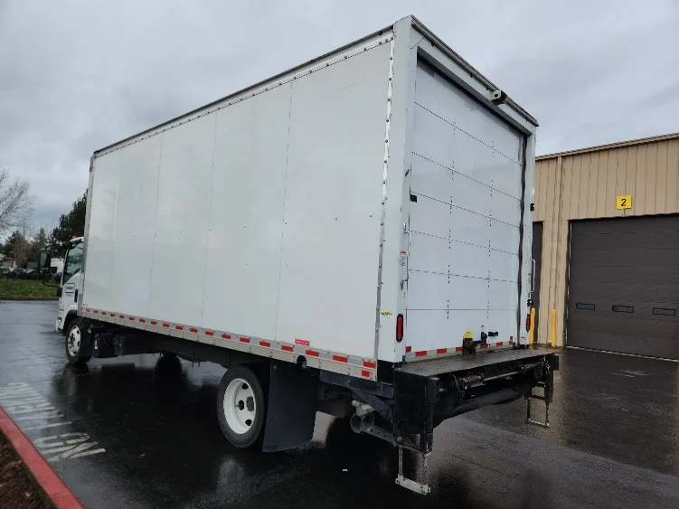 2022 Isuzu NRR - image 6