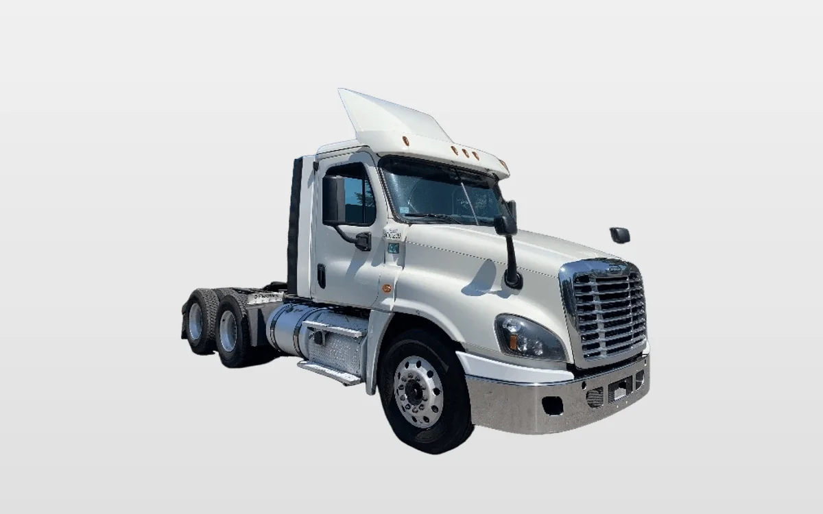 2018 Freightliner - image 1