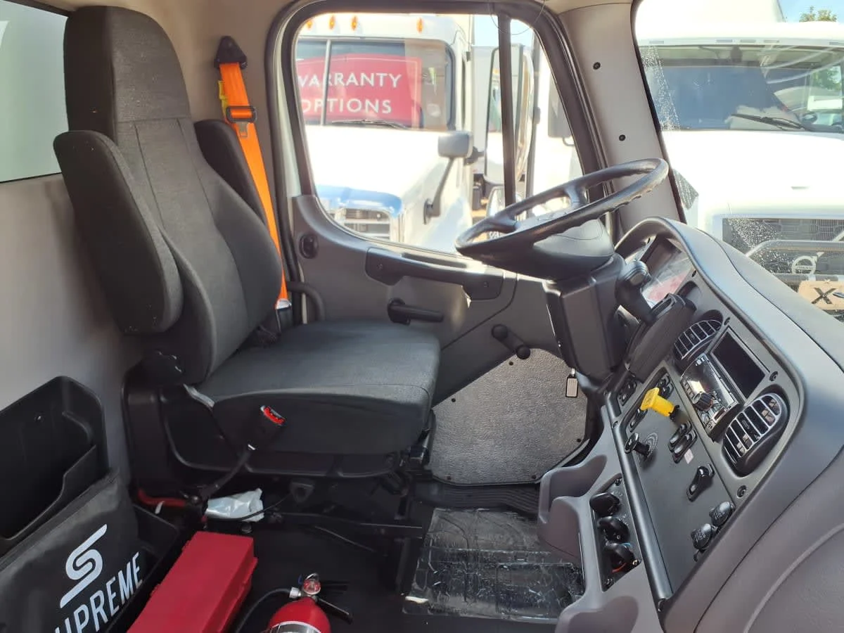 2019 Freightliner M2 106 in Altoona, IA — photo 7