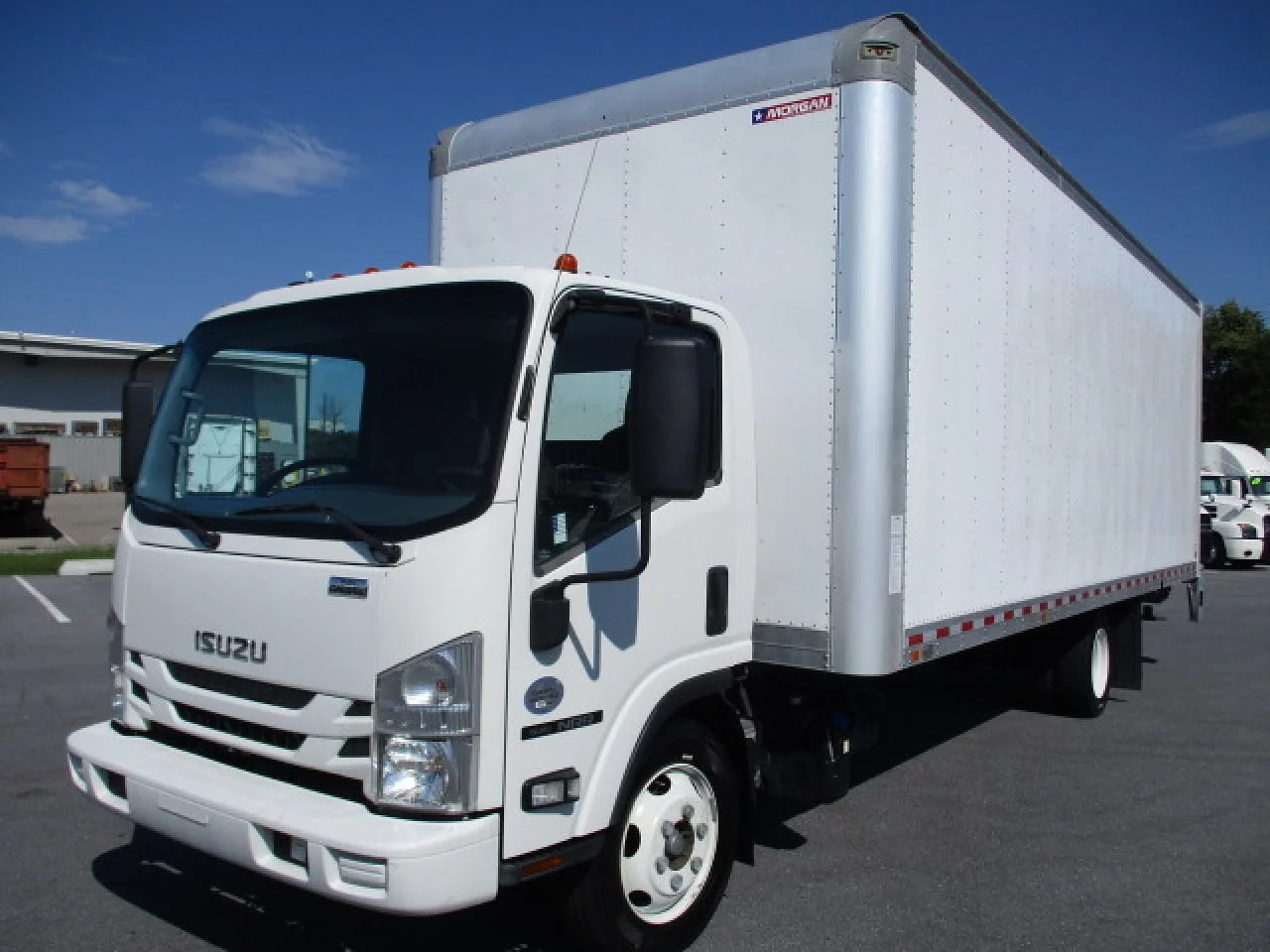 2020 Isuzu NRR in Linthicum Heights, MD