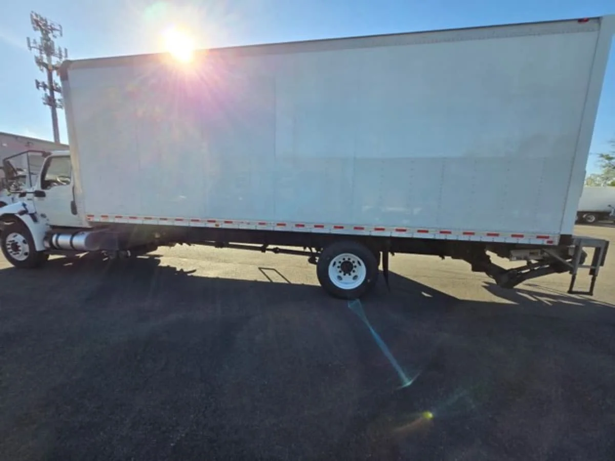 2020 International MV in Newark, NJ — photo 11