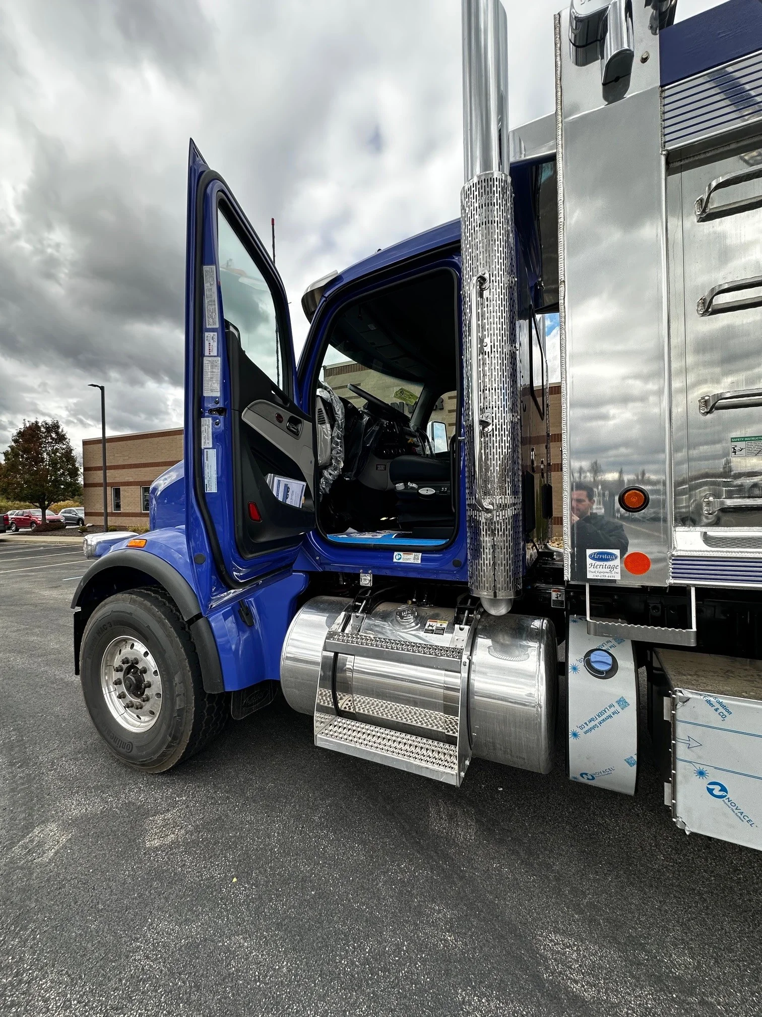 2026 Peterbilt 567 - image 5