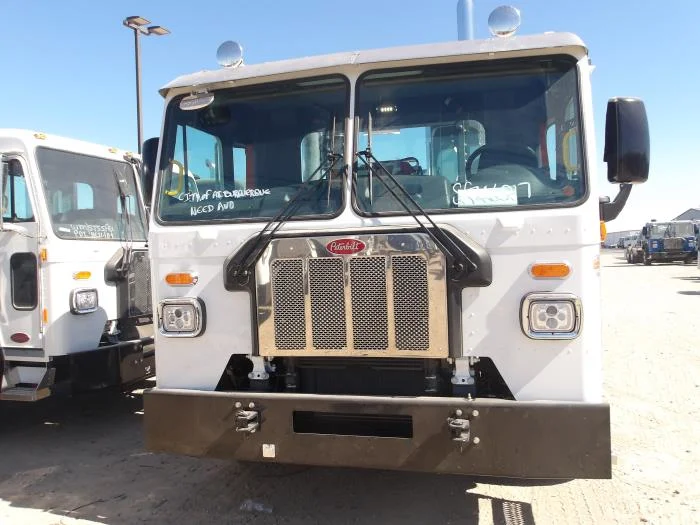 2025 Peterbilt 520 in Albuquerque, NM — photo 4
