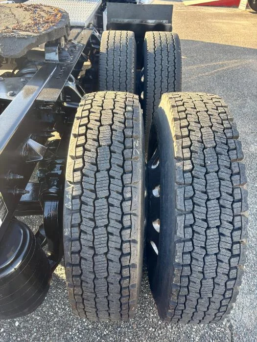 2022 Peterbilt 579 - image 24