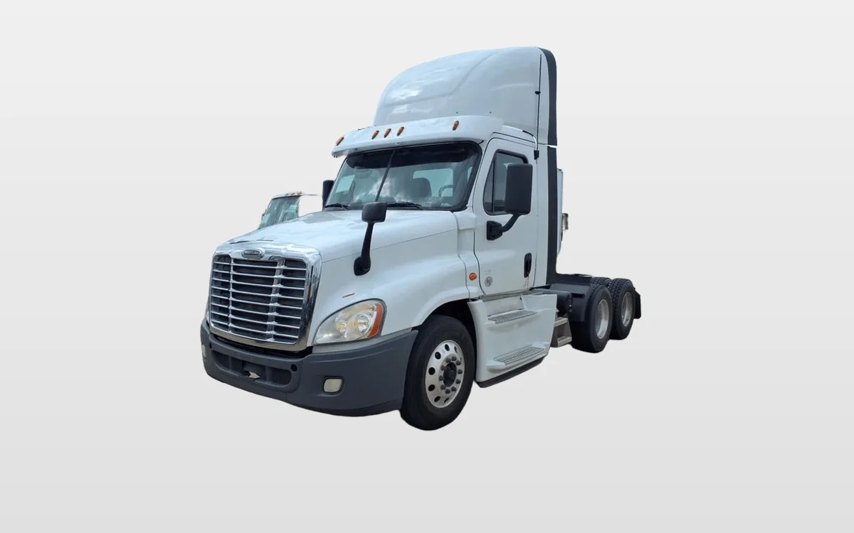 2019 Freightliner - image 1