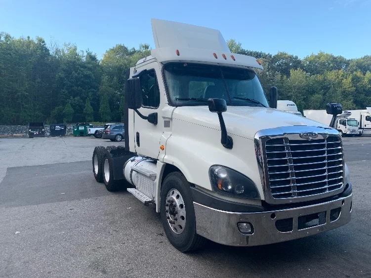 2019 Freightliner Cascadia in Franklin, MA
