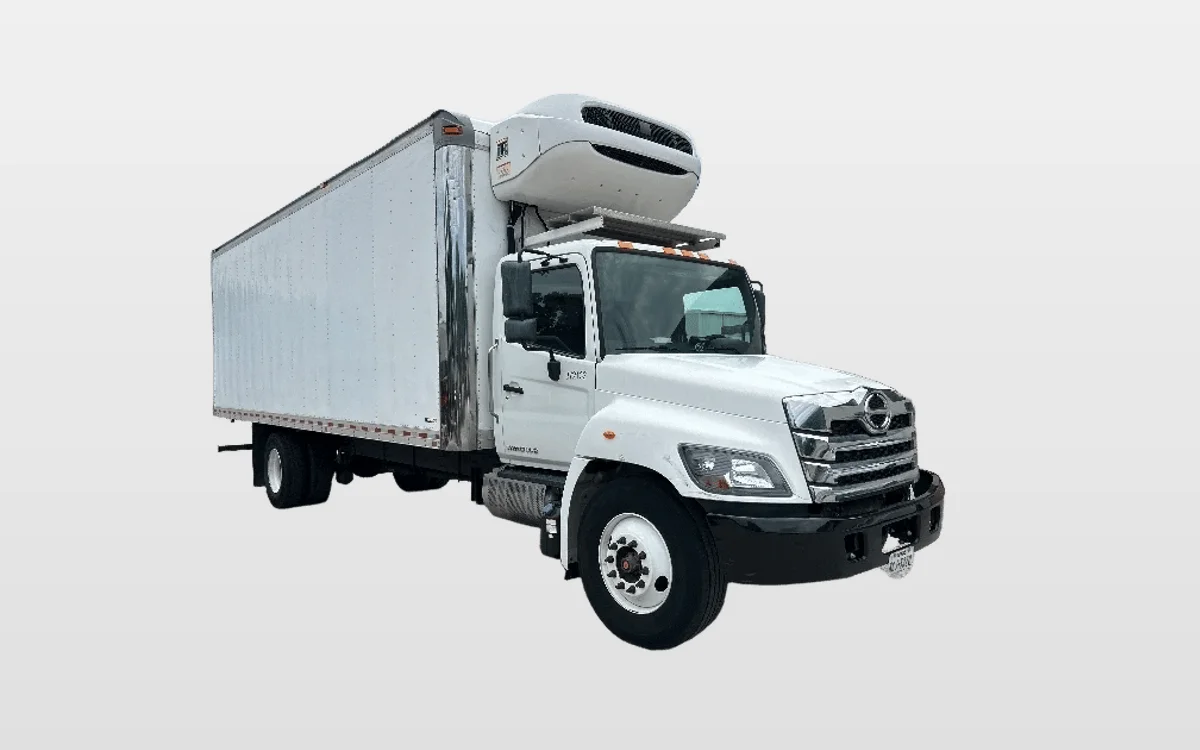 2021 Hino L6 - image 1