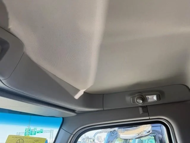 2027 Peterbilt 567 - image 40