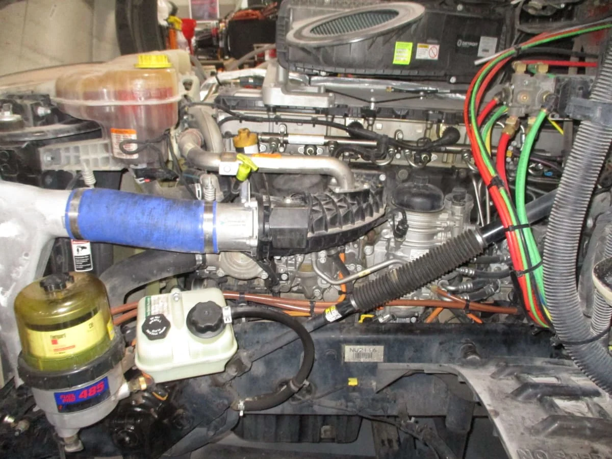 2022 Freightliner Cascadia - image 8