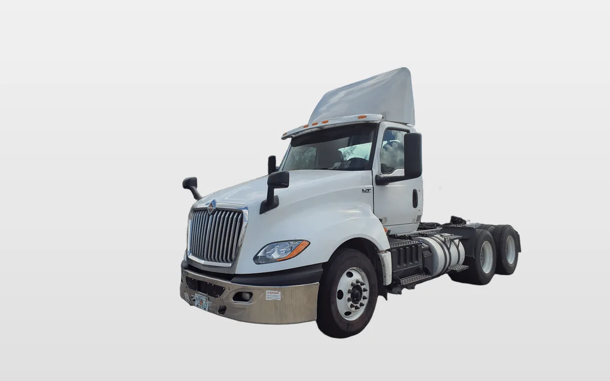 2018 International - image 1