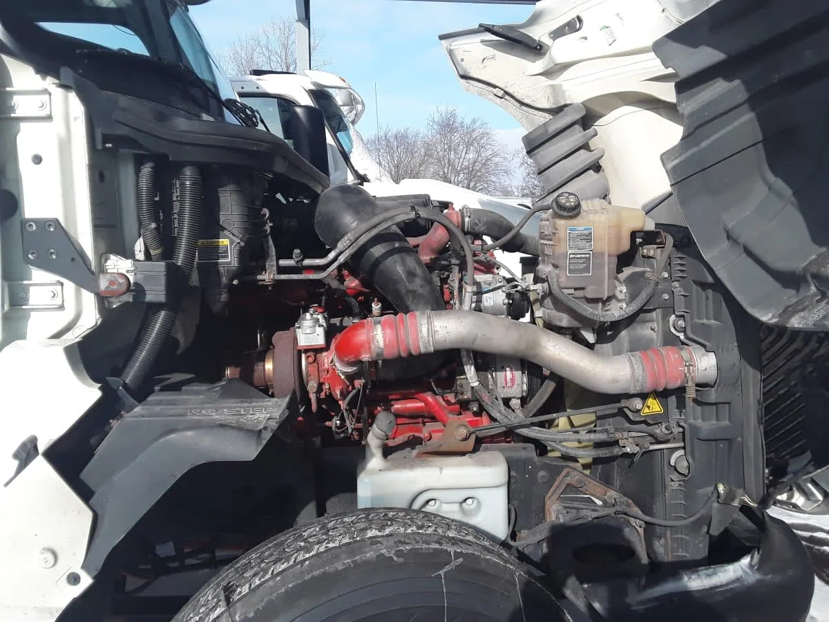 2020 International LT in Hilliard, OH — photo 8