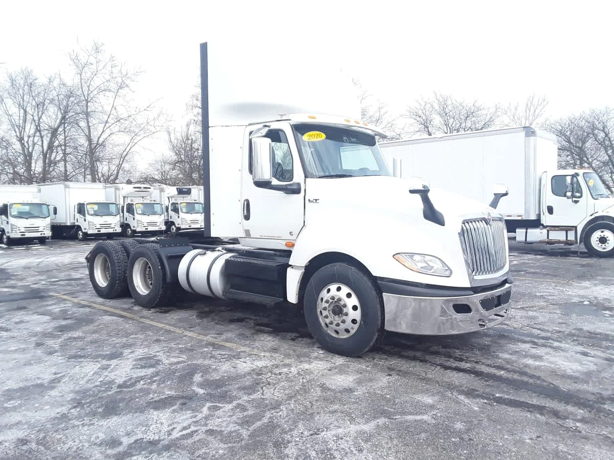 2020 International LT in Hilliard, OH — photo 3