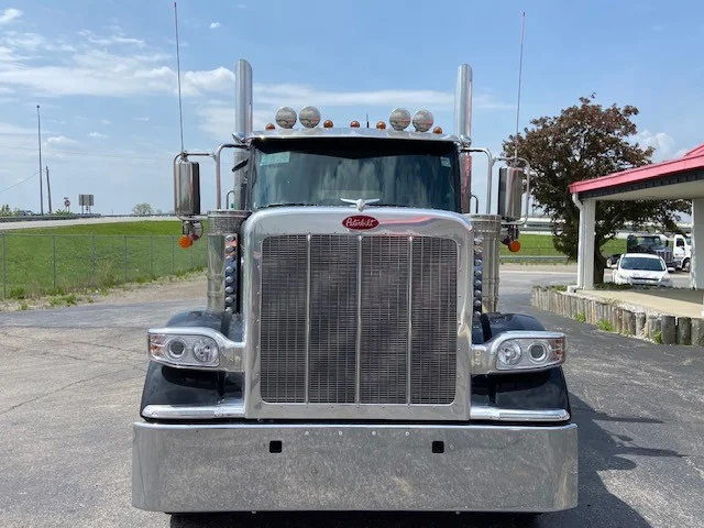2027 Peterbilt 589 in Lima, OH — photo 3