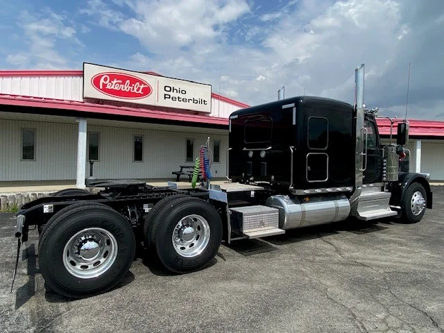 2027 Peterbilt 589 in Lima, OH — photo 5