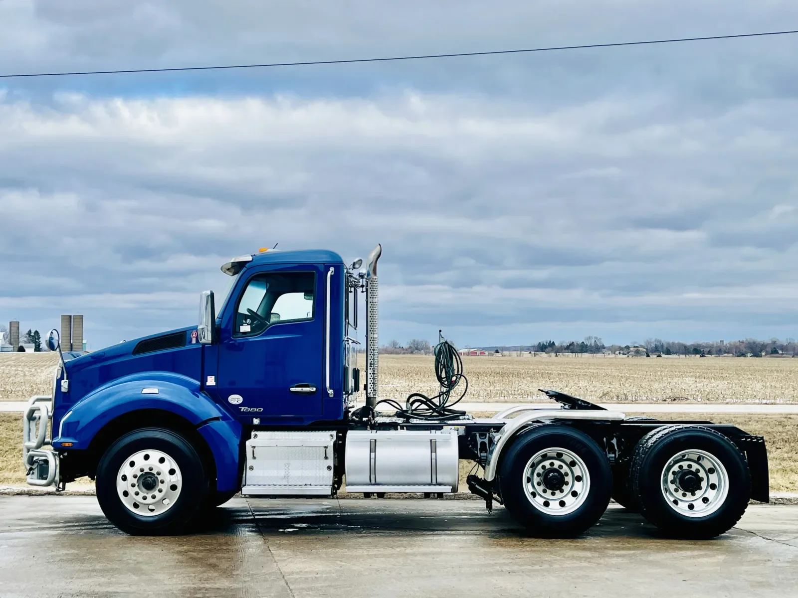 2019 Kenworth T880 - image 4