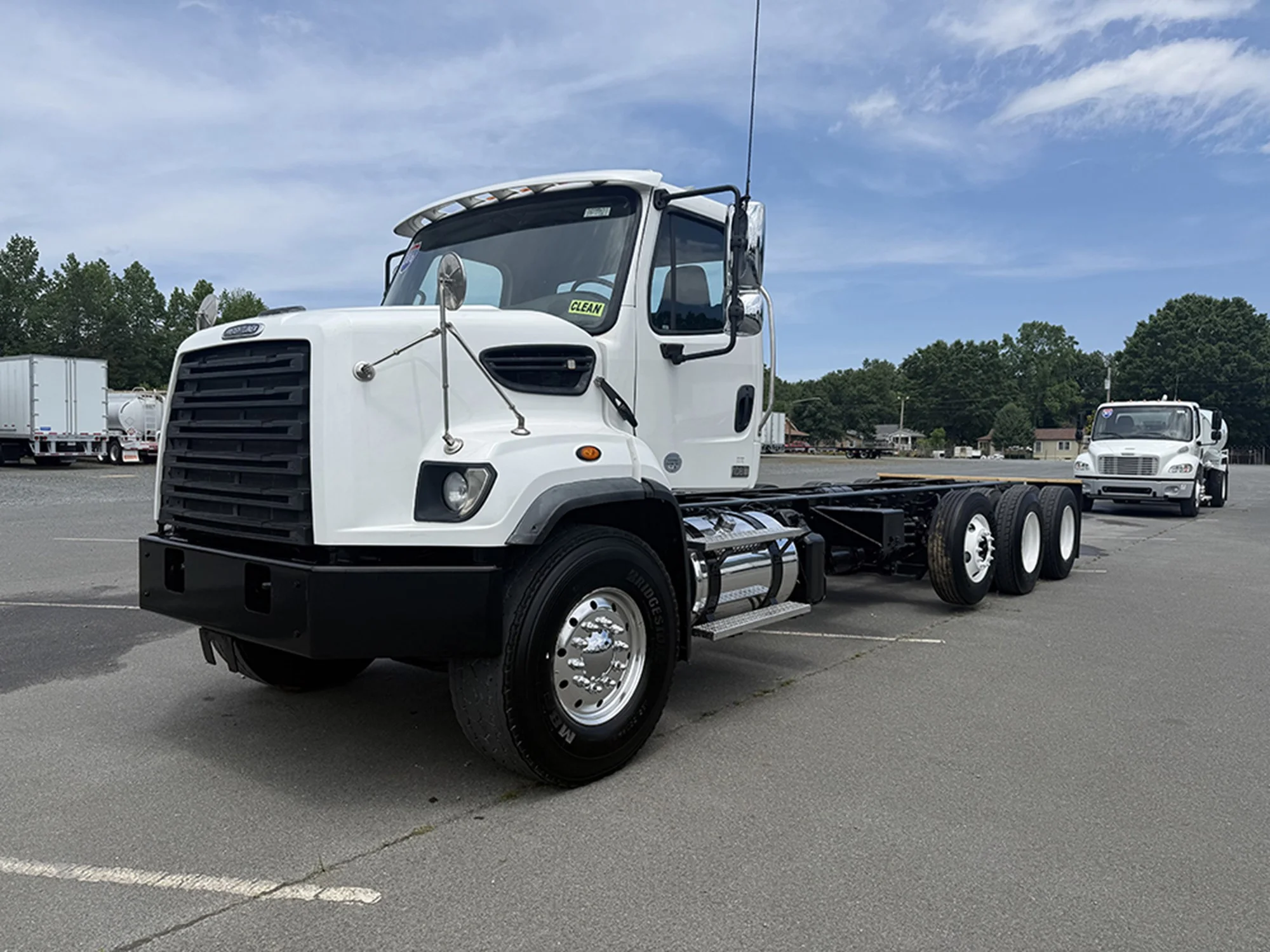 2016 Freightliner 108SD