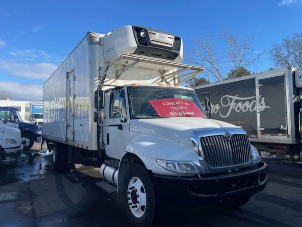 2019 International 4300 - image 3
