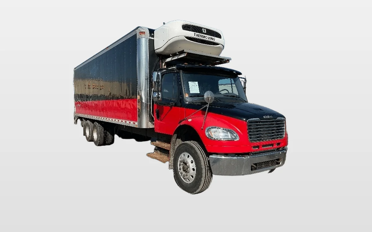 2018 Freightliner M2 106 - image 1